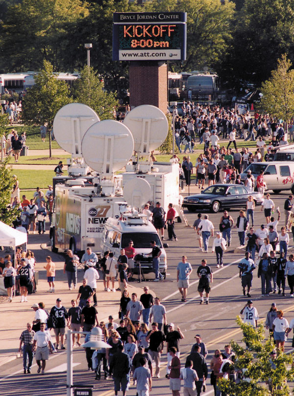 Foot traffic heading to Beaver Stadium before a football game