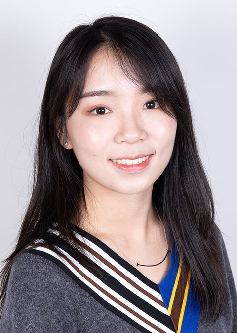 Studio headshot for Jessica Luo