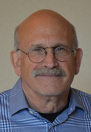 Headshot of alumni member Mike Marcus